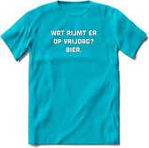Wat rijmt er op vrijdag Bier T-Shirt | Unisex Kleding | Dames - Heren Feest shirt | Drank | Grappig Verjaardag Cadeau tekst | - Blauw - XXL