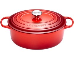 Le Creuset Braadpan Signature Ovaal Kersenrood – Ø 33 cm / 7,5 Liter – Grote Gietijzeren Stoofpan – Klassieke Rode Emaille – Voor Grote Gezinsgerechten, Braden en Stoven – Geschikt voor Alle Warmtebronnen incl. Inductie – Tijdloos Frans Design