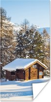 Poster Hut in de bergen van Zwitserland tijdens de winter - 60x120 cm