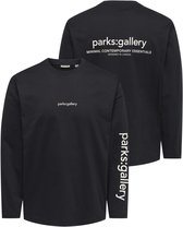 Zwarte longsleeve met 'parks:gallery' op de borst en mouw, en tekst op de rug.