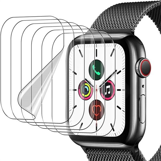 Zwarte Apple Watch met mesh band, met meerdere beschermfolies die eraf worden gehaald.
