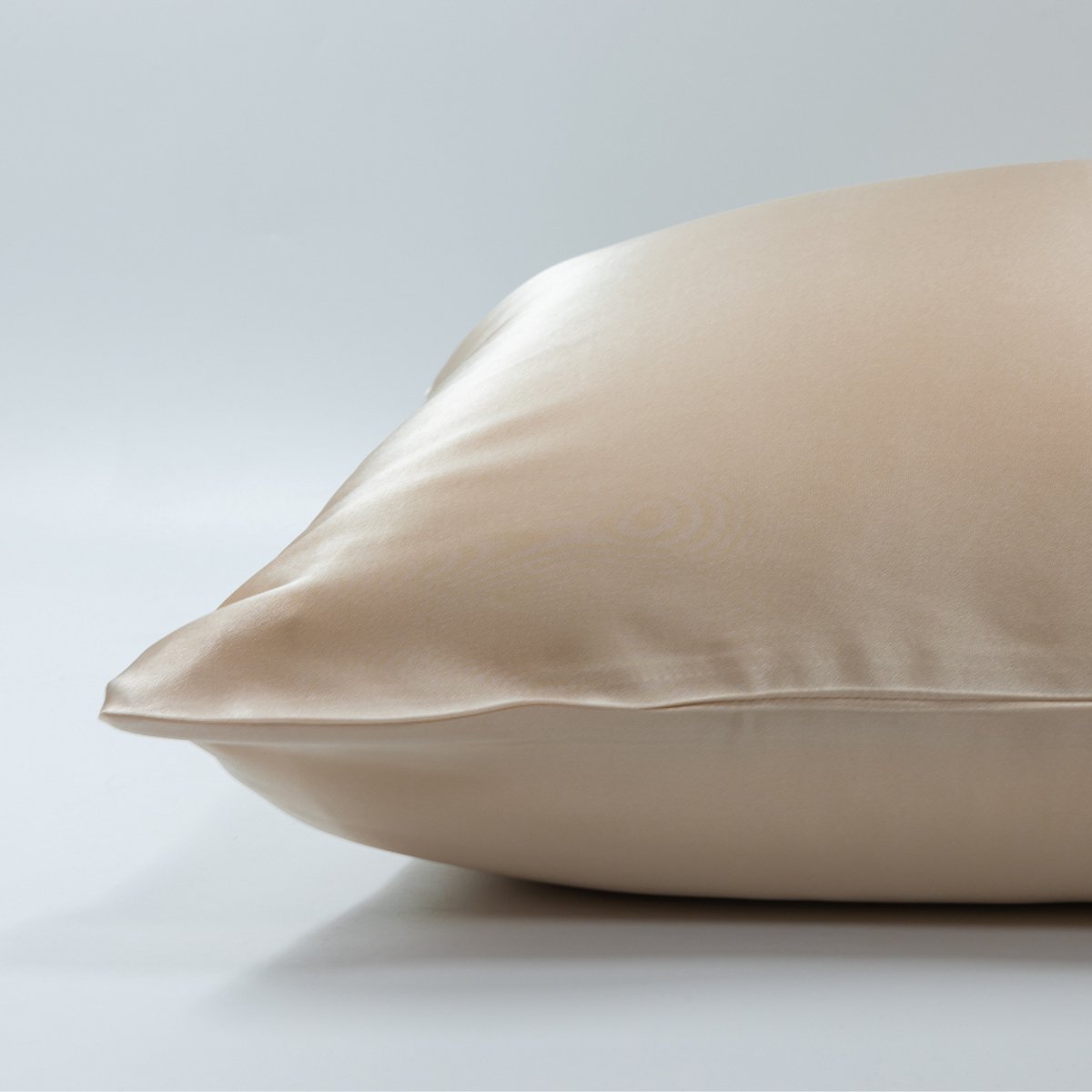 2x Zijden Kussensloop 40x80cm Donker Champagne Hotelsluiting 19 Momme - Kussensloop set - Luxe Silk Kussensloop 100% moerbei zijde - Zijde kussensloop - Silk Heaven - 40x80cm / Hotelsluiting