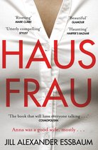 Boek kaft met de titel HAUS FRAU, gedrukt in rode letters op een witte blouse.