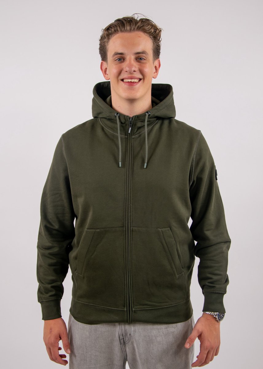Weekend Offender Winton Zipper