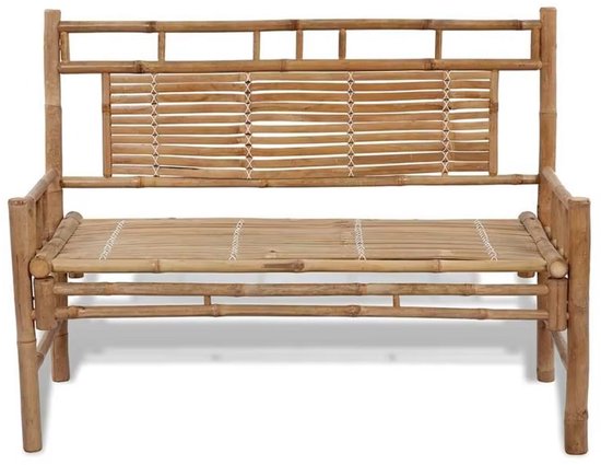 Vooraanzicht van een naturel bamboe tuinbank met rugleuning en armleuningen.