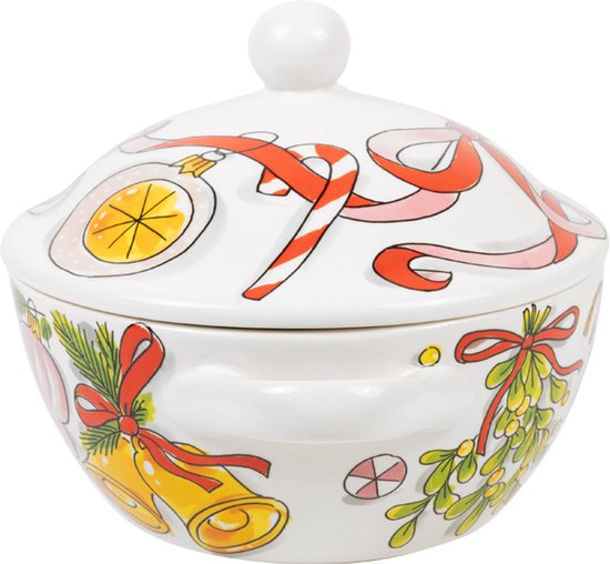 Witte terrineschaal met deksel, versierd met kerstballen, strikken en maretak in vrolijke kleuren.