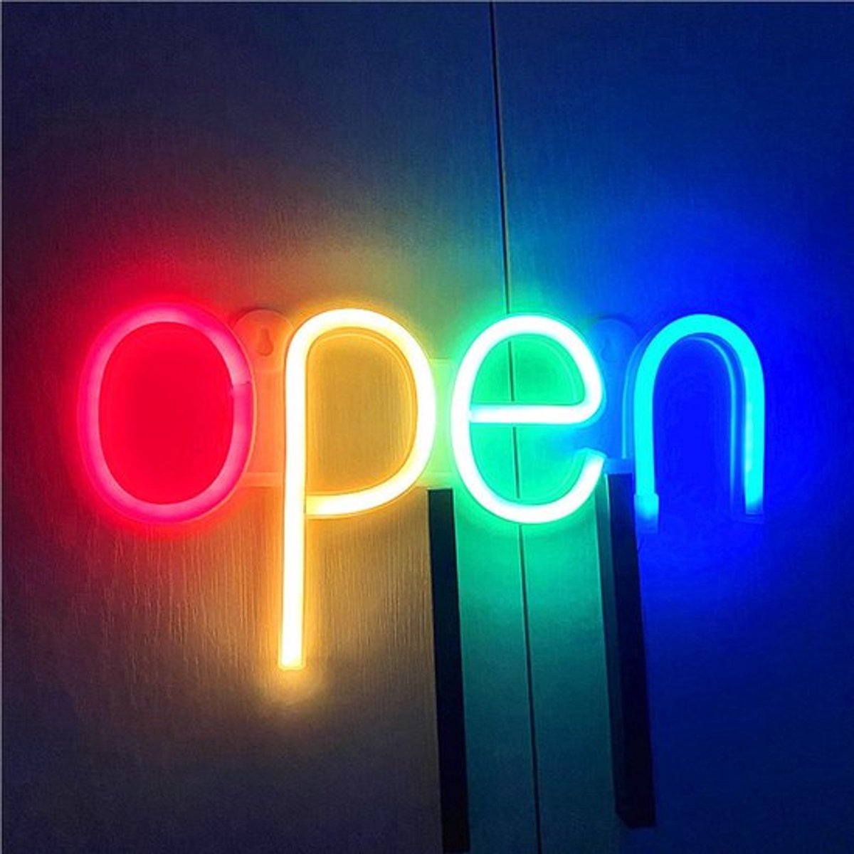 LED-bord 'Open' - Hoge helderheid - Waterdicht - Eenvoudig te installeren - Voedingsmodi USB/AA-batterijen - Compact ontwerp - Neonbord