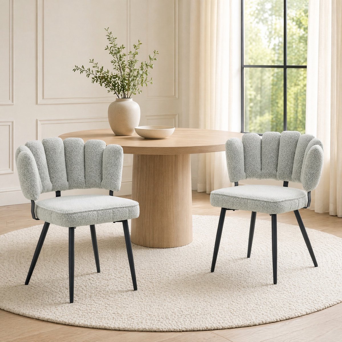 MEUNIQ Eetkamerstoel set van 2 met velvet bekleding, bloemvormige rugleuning en zwart metalen onderstel, 80 cm hoog, lichtgrijs voor eetkamer en woonkamer Light Gray
