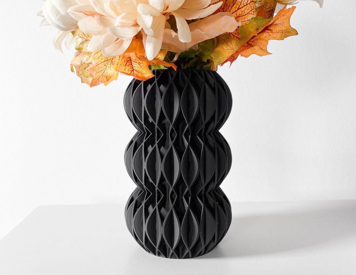 Skushy Vaas Revan - Geschikt voor Bouwbloemen - Japandi Designvaas voor Droogbloemen en Kunstbloemen - Sculpturale Decoratieve Vaas - Moderne Woondecoratie