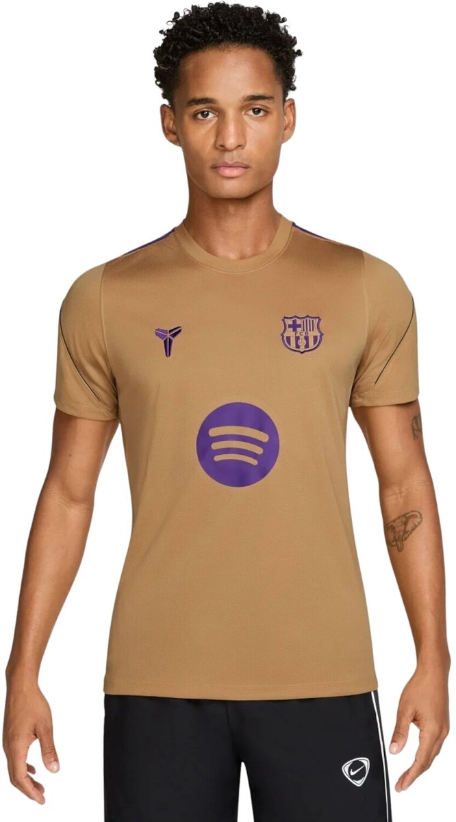 Nike Fc Barcelona Strike Top Iq1304-745 - Kleur Geel - Maat L