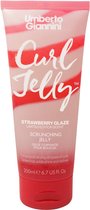 Umberto Giannini Curl Jelly Scrunching Jelly in Strawberry Glaze Limited Edition Scent. De tube is roze met witte en rode strepen.