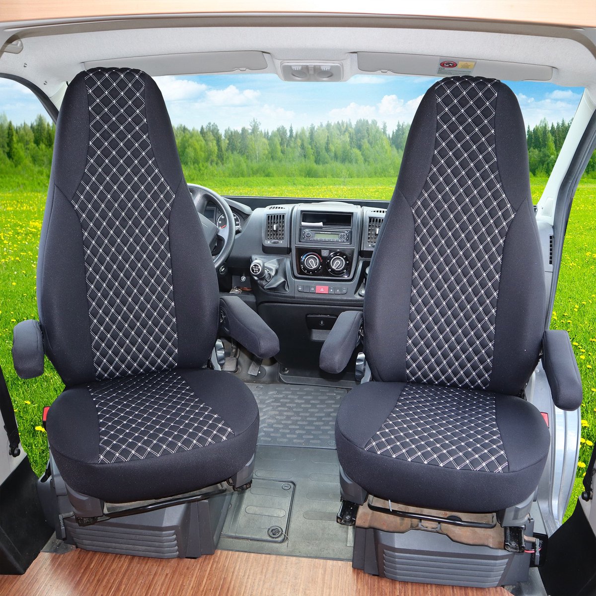 Premium Camper stoelhoezen voor ISRI WMI708 in Zwart/Wit (2 losse stoelen)