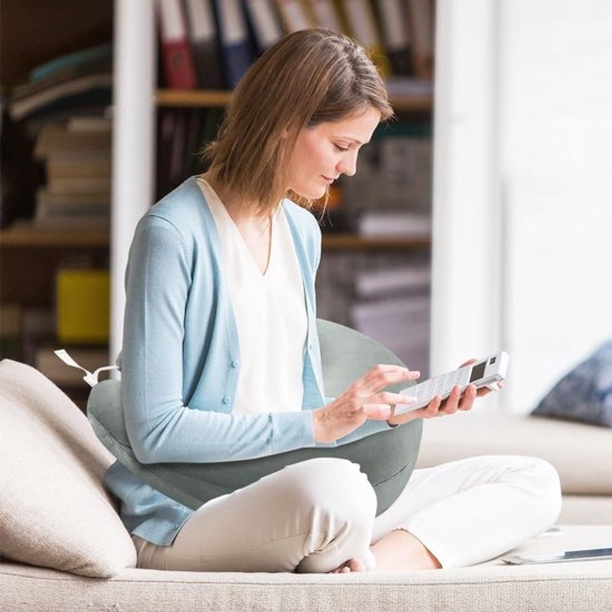 Ergonomisch Kussen voor Lezen en Spelen, Draagbaar Haak Kussen, Ondersteunend Kussen voor Werk en Ontspanning (Grijs)
