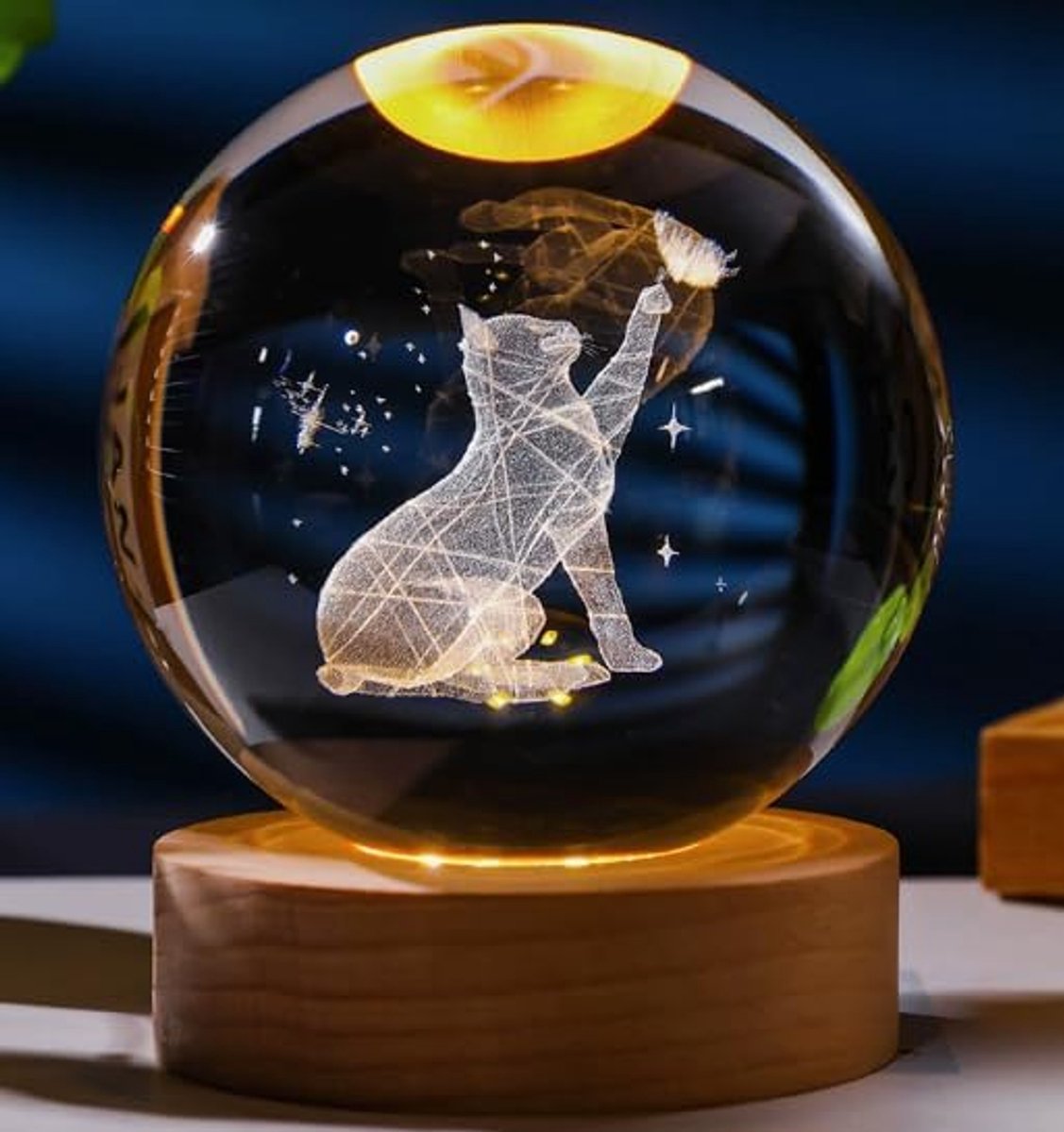 Nachtlampje kristallen bol 8 cm - glazen bal - gegraveerde kat - sfeervolle decoratie - ShopVlot