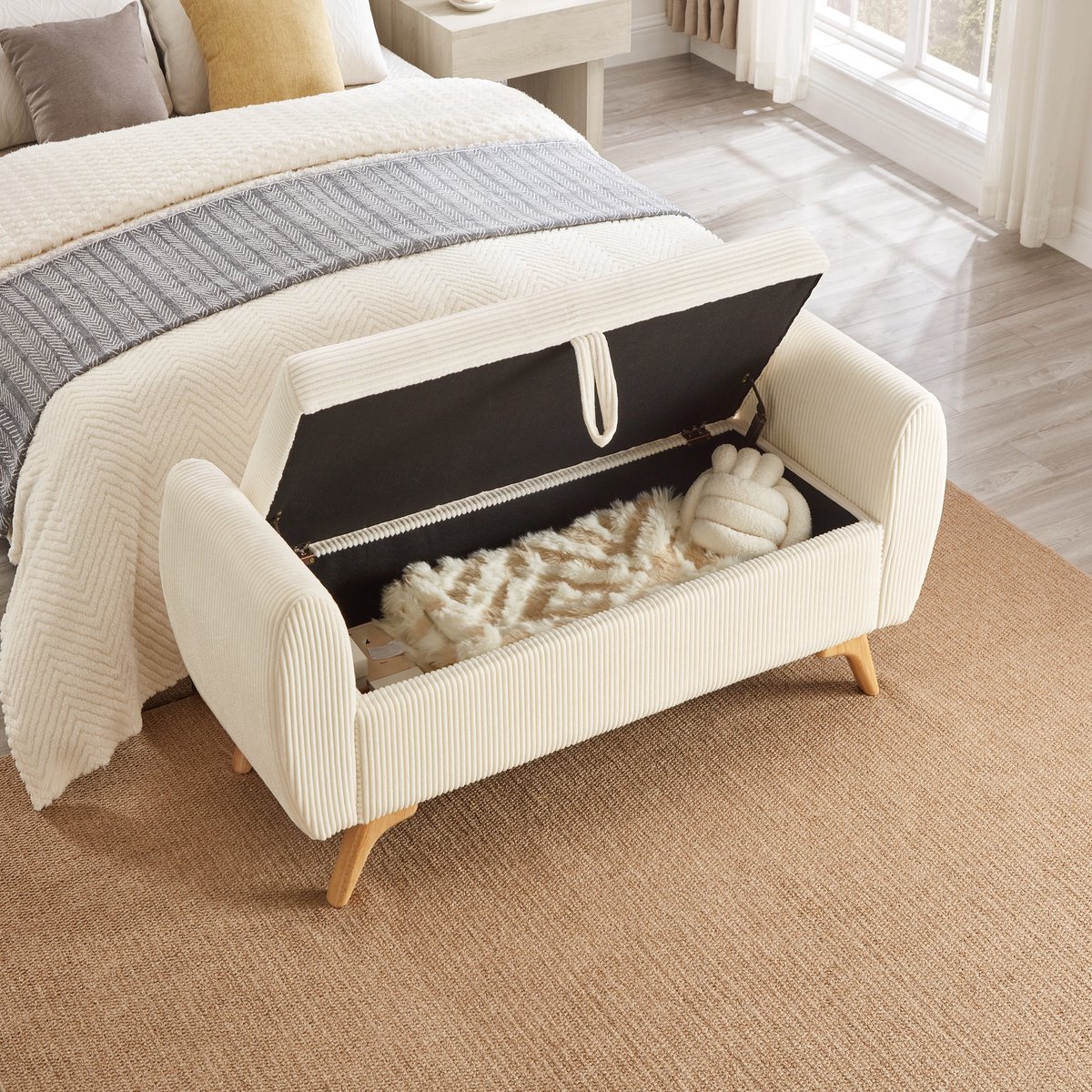 OKWISH Bankje - 145 x 51 x 57 Cm - Klapbaar Met Opbergruimte En Houten Poten - Voor Slaapkamer, Woonkamer Of Hal - Cord - Beige