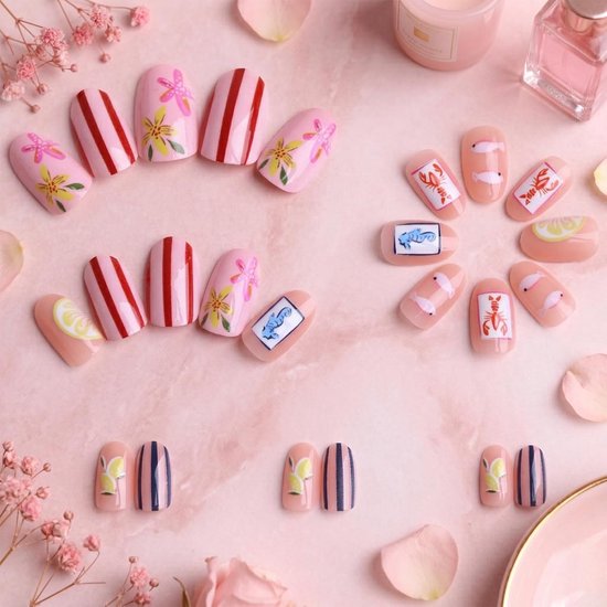 24 stuks zomer press on nagels, ovale kunstnagels kort, bloemmotief nagels om op te plakken, zomer press on nagel amandel, strepen patroon strandnagels met citroen kreeft design — afbeelding 4