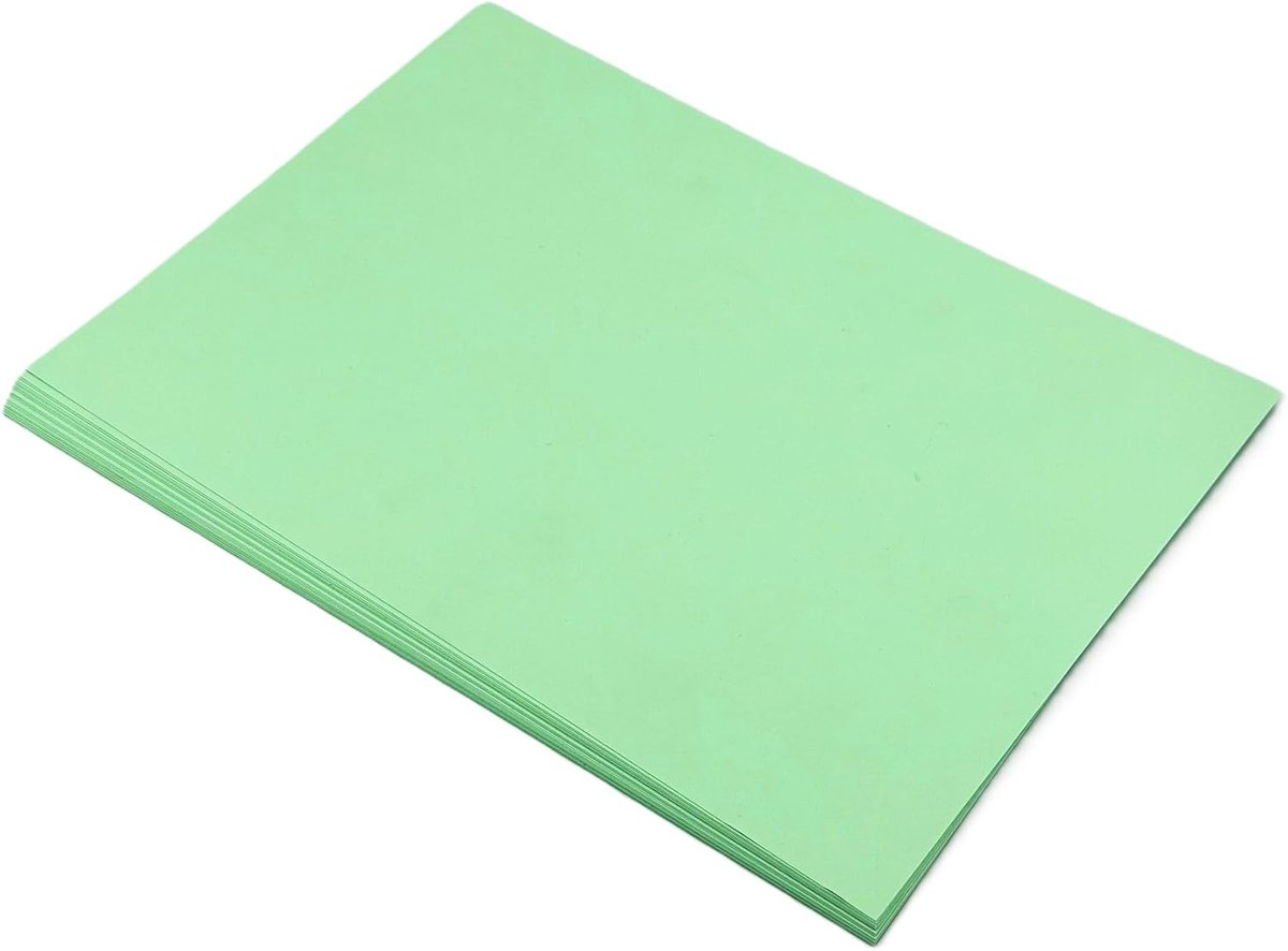 House of & Papier A4 220 gsm gekleurde kaart - pastelgroen (100 stuks vellen)