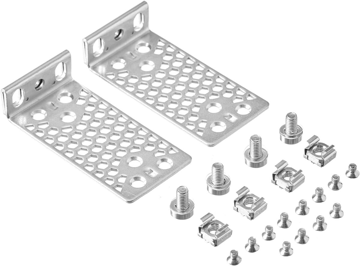 19 inch rack montageset voor Cisco 2960-X / 2960-XR serie switches en universele 3650/3850 serie rack mounts