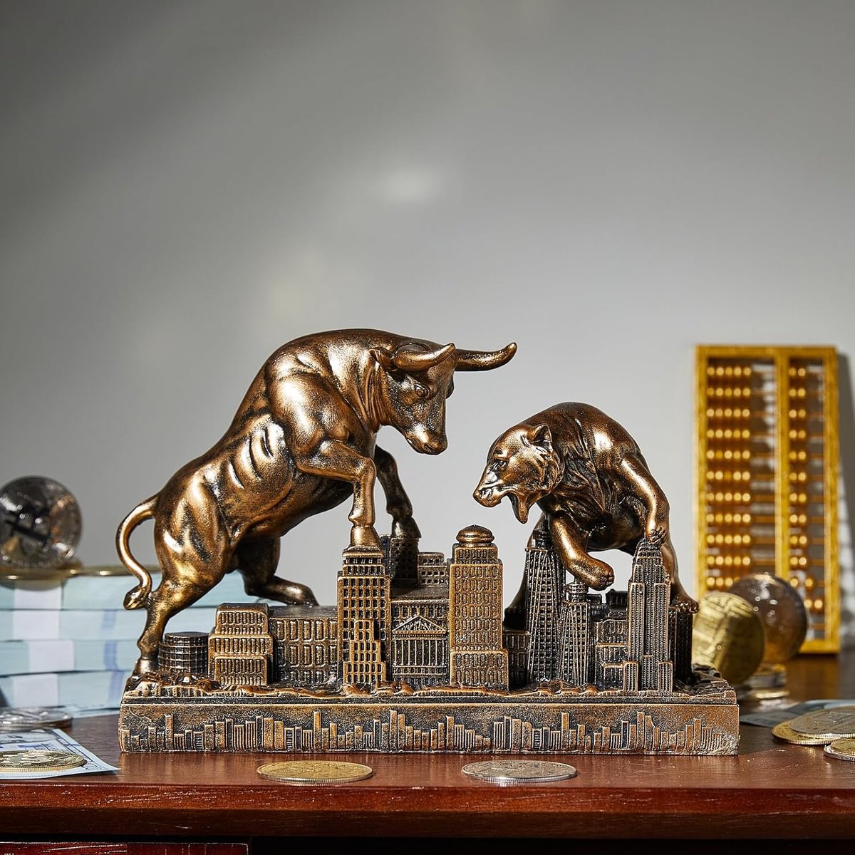 Stier en beer standbeeld - harsfiguur - iconisch symbool - voor kantoor of woonkamer - ShopVlot