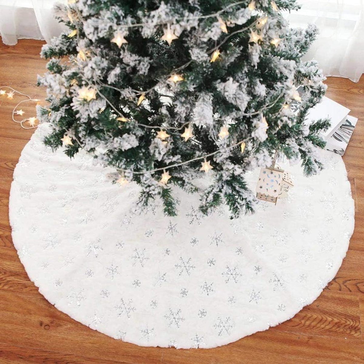 Tapijt voor kerstboom, diameter 78 cm, van zacht pluche, wit, sneeuweffect met sneeuwvlokdecoratie, kerstdecoratie (zilver)
