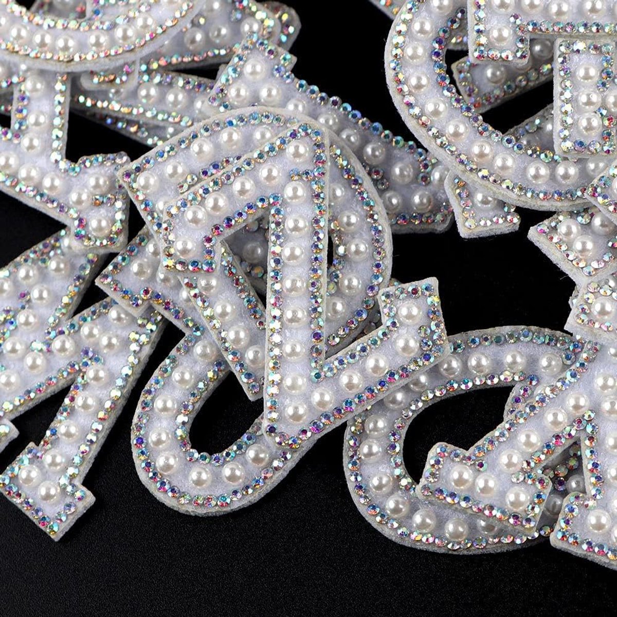 26 stuks letters met strasspatch, AZ alfabet applicatie, 3D-naaien op alfabet, badge, borduurwerk, decoratie, reparatiepleisters voor hoeden, overhemden, schoenen, jeans, tassen (wit)