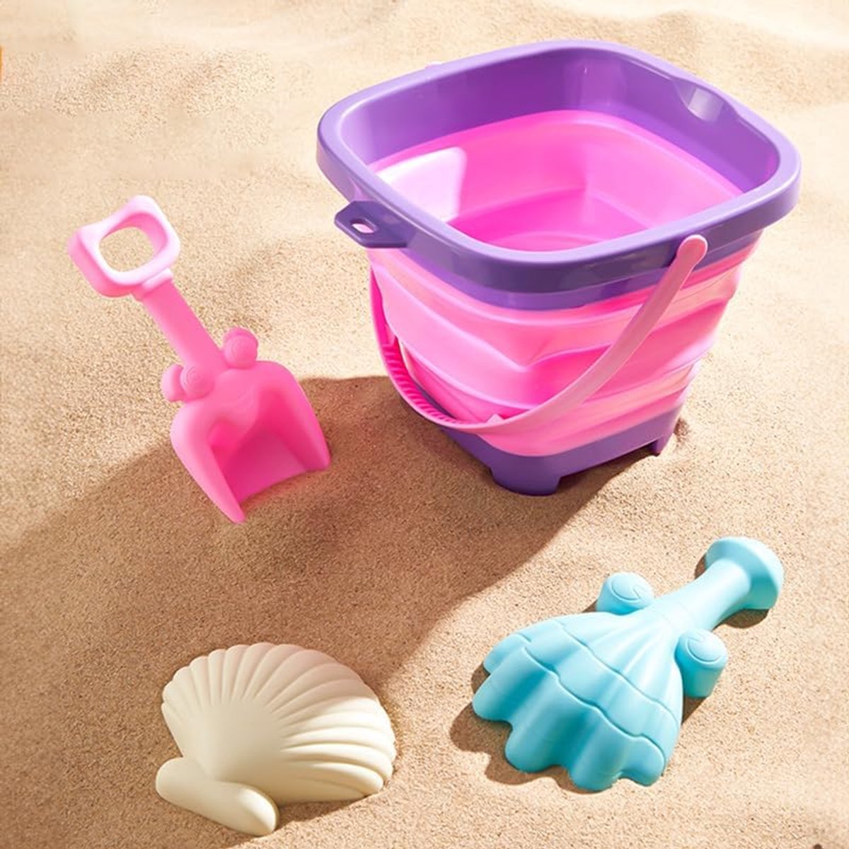 Strandspeelgoed met emmer 4 stuks, kinderstrandspeelgoed met opvouwbare siliconen emmer, schep en zandvormpjes. (Oranje)