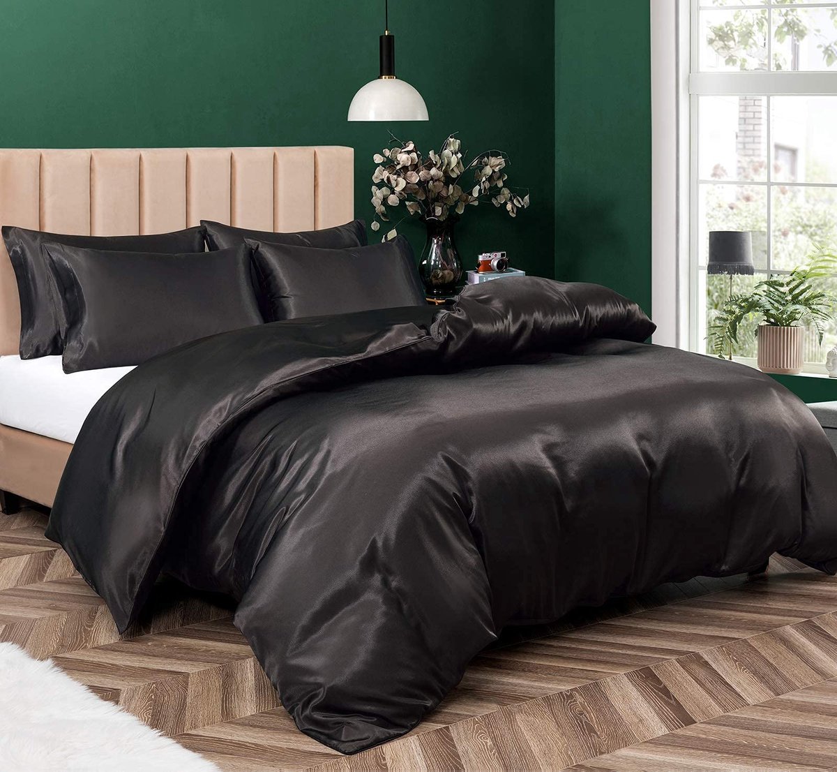 Omgoods - Luxe Satijnen Duvet Cover Set met 4 Kussenslopen Zwart