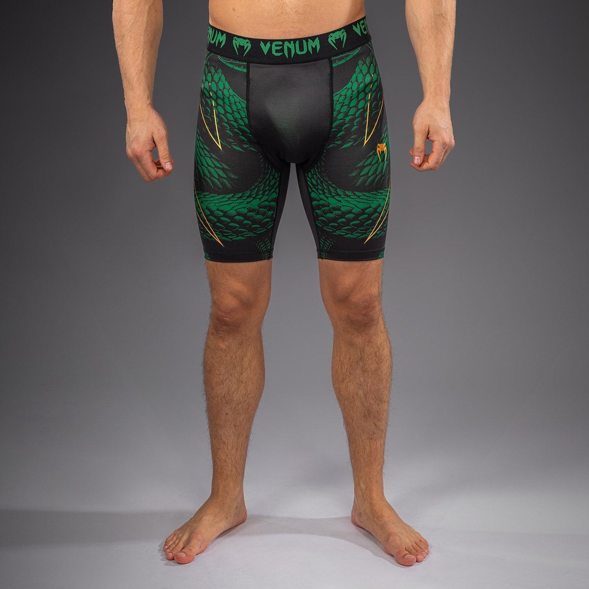 Venum Matupa Vale Tudo Shorts – Zwart/Groen/Goud | Premium Compressie Shorts voor MMA, BJJ & No‑Gi - XXL