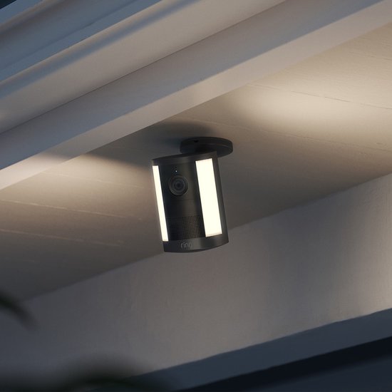 Ring Spotlight Camera 2K - Op batterij - Zwart — afbeelding 2