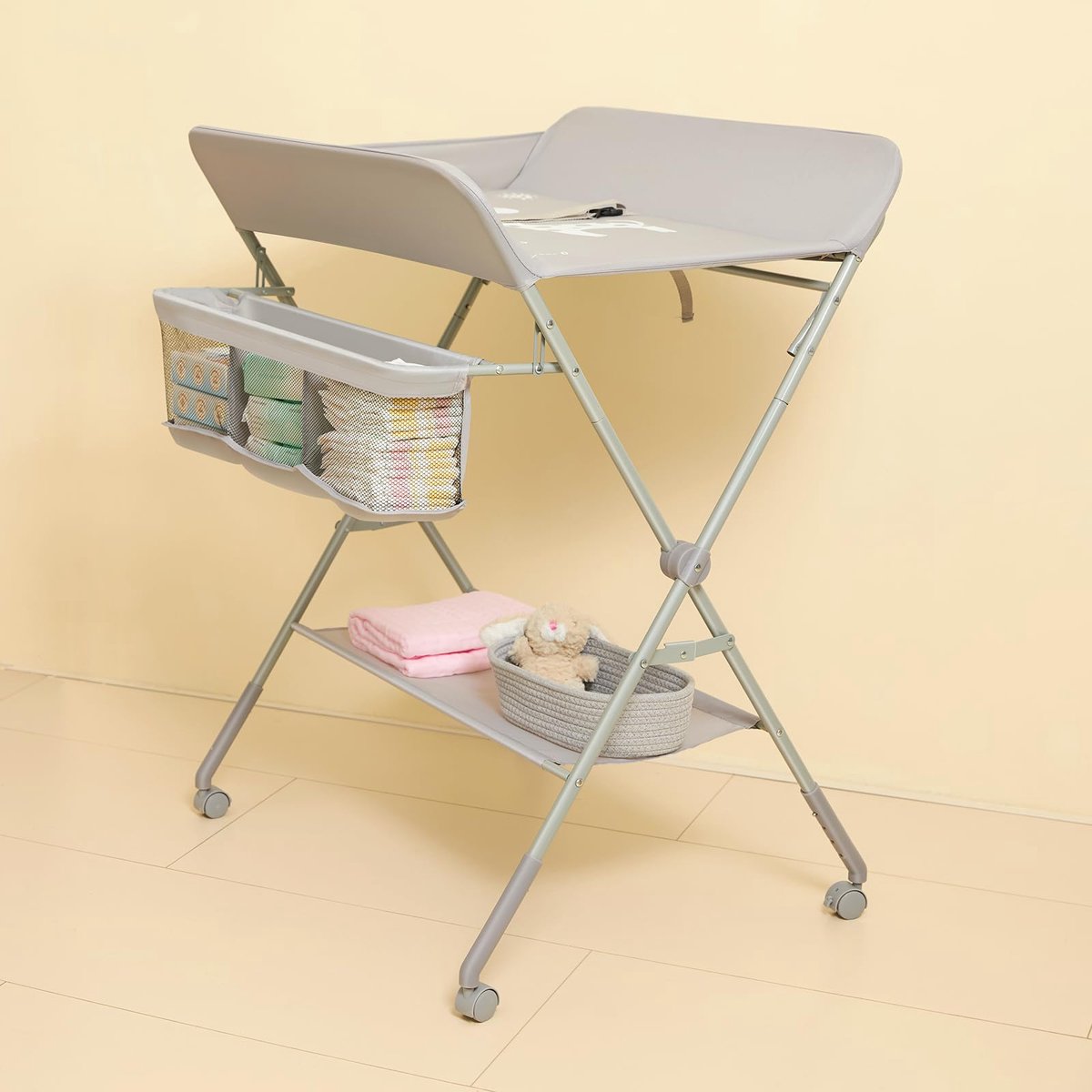 SnelShoppen - Opvouwbare Commode met Wielen voor Baby's | Verstelbare Hoogte in 4 Niveaus | Draagbaar Luierstation met Grote Organisers en Opbergrekke
