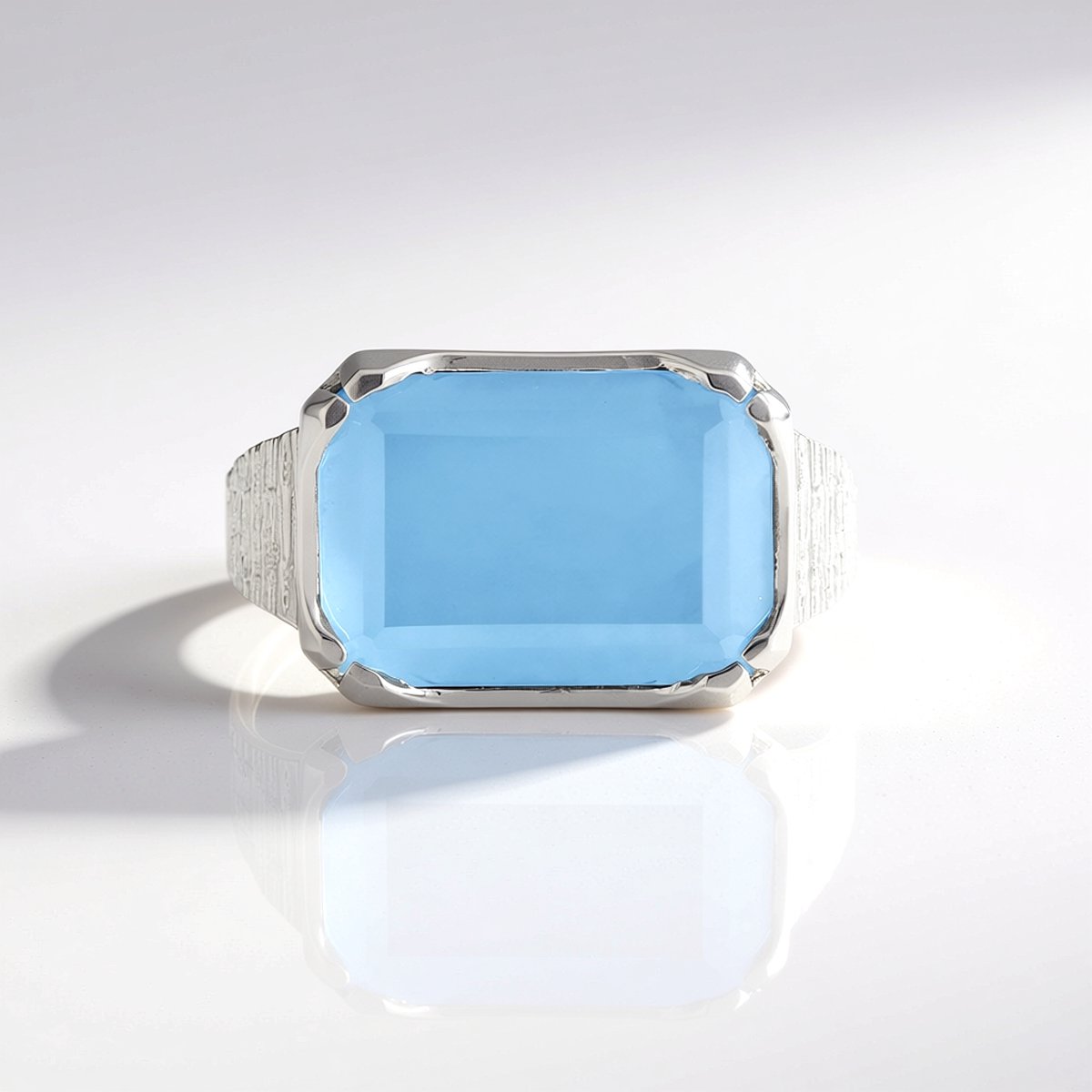 Cavill - Ring met 5,805 ct Aqua Chalcedoon - 925 Sterling Zilver Gerhodineerd - Achthoekige Edelsteen - Elegante Dagelijkse Damesring
