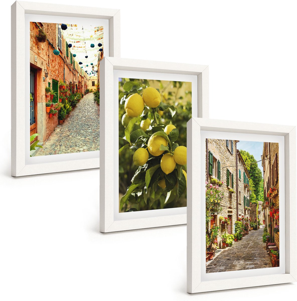 Wallfluent 3-Delige Schilderij Set - Sfeervolle Straatjes Met Bloemen En Citroenen Op De Achtergrond. - 20 x 30 - Moderne Wanddecoratie - Slaapkamer - Decoratieve Schilderijen