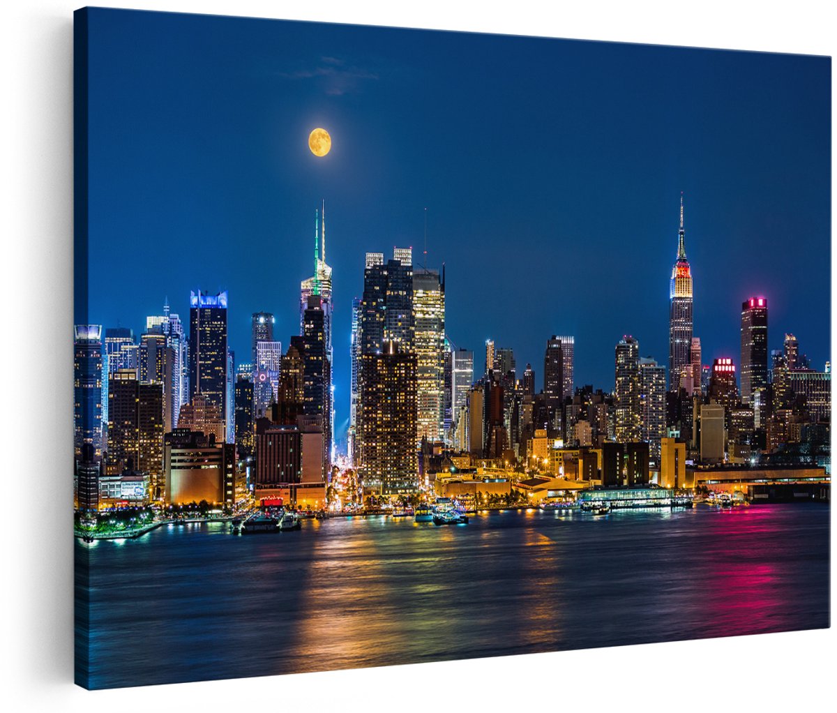 Artaza Canvas Schilderij Verlichte Skyline Van New York Met Volle Maan - 180x120 cm - Groot - Wanddecoratie Woonkamer - Schilderijen - Muurdecoratie