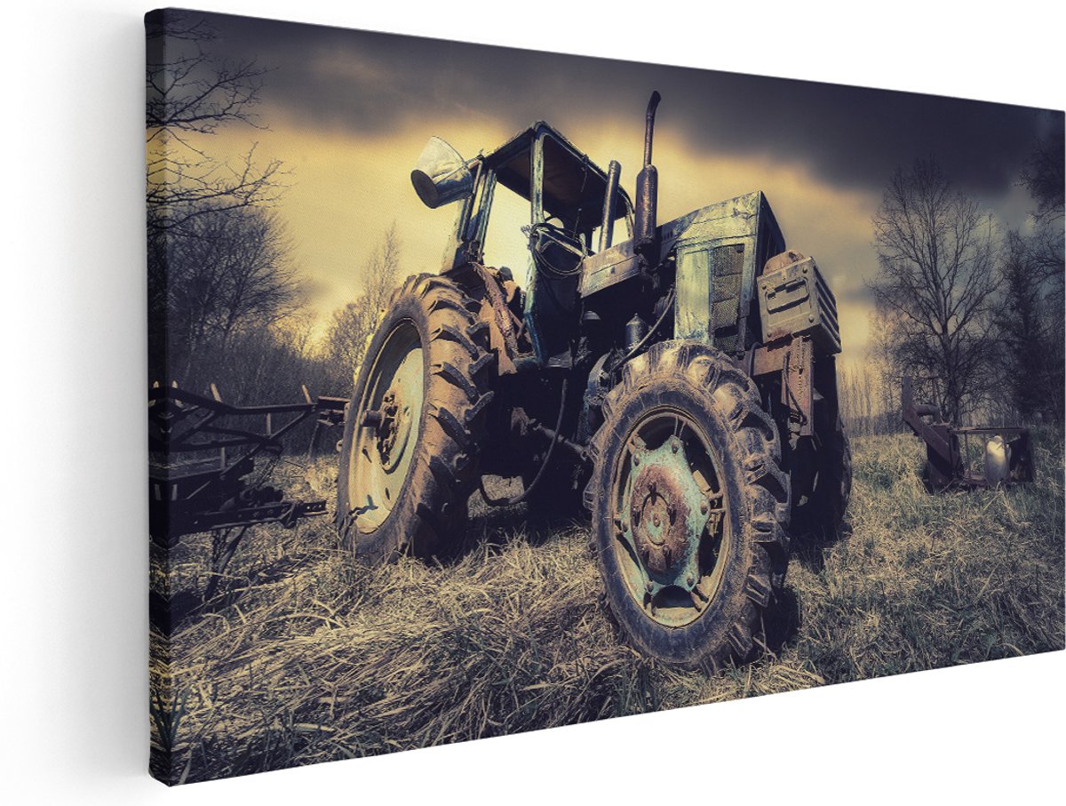 Artaza Canvas Schilderij Oude Tractor op het Grasveld - Trekker - 180x90 cm - Groot - Wanddecoratie Woonkamer - Schilderijen - Muurdecoratie