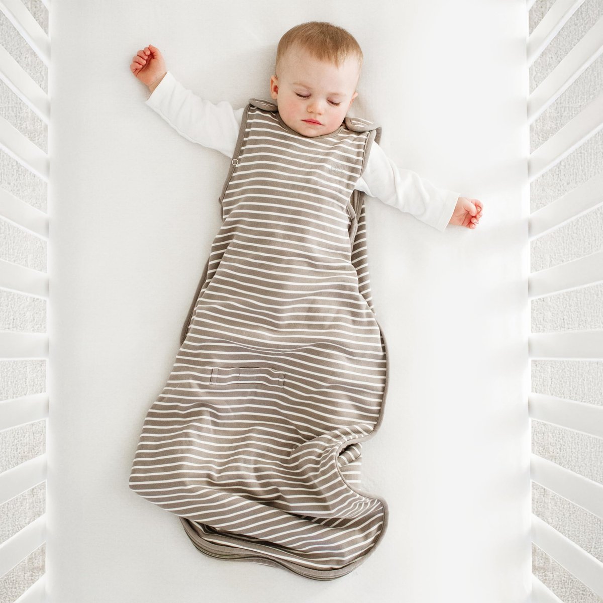 SnelShoppen - Woolino 4 Seizoenen Slaapzak - Ultieme Merino Wol en Organisch Katoen Slaapzak - Verstelbare Universele Maat voor Baby's (2-24 Maanden)