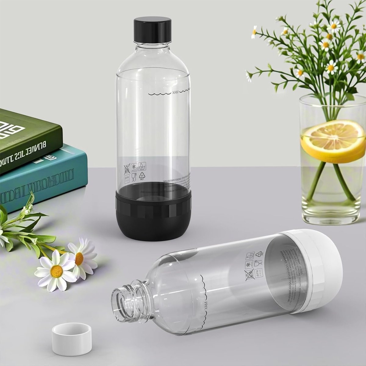 SnelShoppen - Set van 2 Herbruikbare Soda Flessen 1 Liter - BPA Vrij PET - Zwart en Wit - Compatibel met Soda Machine en Bruiswatertoestellen - Perfec