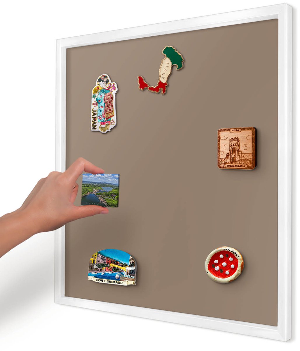 Artprintcave Bruin Magneetbord mit Witte Lijst - 50x50 cm - Neutraal Bruin Magneetbord Voor Foto's - Minimalist Memobord Keuken - Achtergronden En Patronen