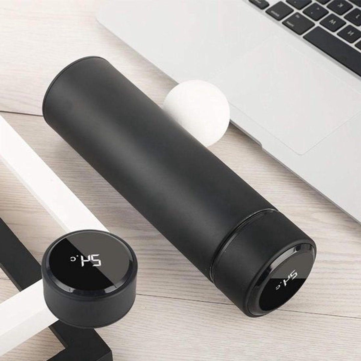 Smart Thermos Mok - Reismok LED Display - Drinken Warm Houden - LED Temperatuurweergave - 500 ML - Zwart