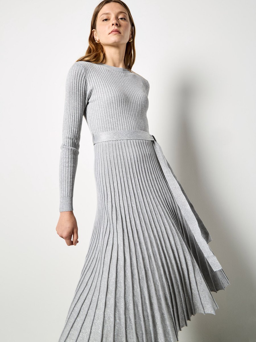 Rib Knit Pleated Midi Dress