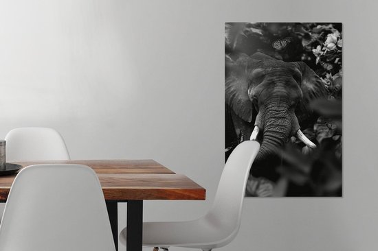 Tableau sur toile Éléphant et papillons dans la jungle - noir et blanc - 40x60 cm - Décoration murale