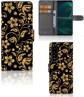 Telefoonhoesje Sony Xperia 5III Bookcase Cadeau voor Oma Gouden Bloemen