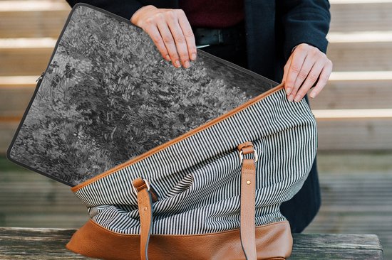 Housse ordinateur 17 pouces 41x32 cm - Vincent van Gogh - Housse Macbook & Laptop Lilas en noir et blanc - Peinture de Vincent van Gogh - Housse ordinateur portable avec photo