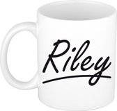 Riley naam cadeau mok / beker sierlijke letters - Cadeau collega/ moederdag/ verjaardag of persoonlijke voornaam mok werknemers