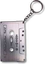 Gepersonaliseerde Spotify Cassette Retro Sleutelhanger - Muziek - Cadeau - Originele Cadeau - Zilver Zwart