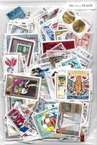 Vlaggen – Luxe postzegel pakket (C5 formaat) : collectie van 550 verschillende postzegels van vlaggen – kan als ansichtkaart in een C5 envelop - authentiek cadeau - kado - geschenk