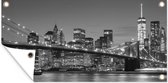 Schuttingposter New York - Brooklyn bridge - Zwart - Wit - 200x100 cm - Tuindoek