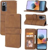 Voor Xiaomi Redmi Note 10 Pro 5G Reliëf Gestreepte Magnetische Gesp PU + TPU Horizontale Flip Lederen Case met Houder & Kaartsleuf & Portemonnee & Fotolijst & Sling (Bruin)