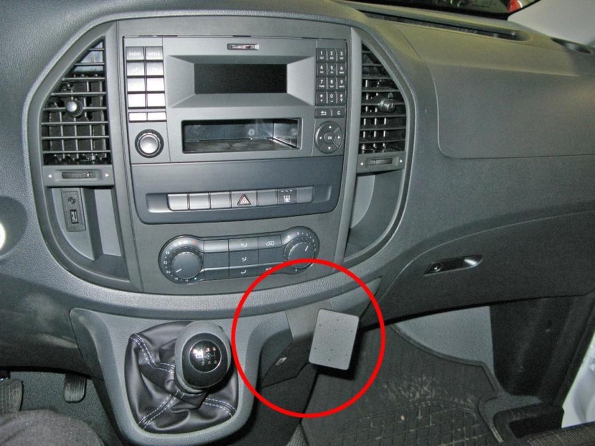 Brodit ProClip houder geschikt voor Mercedes Benz Vito 2015 - Angled mount