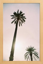 JUNIQE - Poster met houten lijst Palm Trees -13x18 /Roze