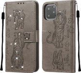 Mobigear Cat and Dog Bookcase voor de iPhone 11 Pro - Grijs